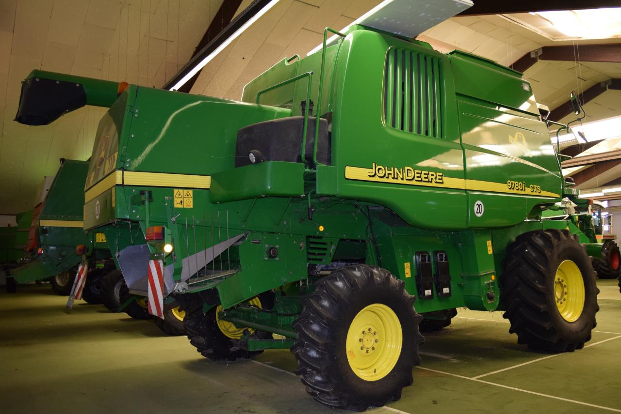 John Deere 9780 i CTS HM - Combine harvester: picture 4 John Deere 9780 i CTS HM - Combine harvester: picture 4