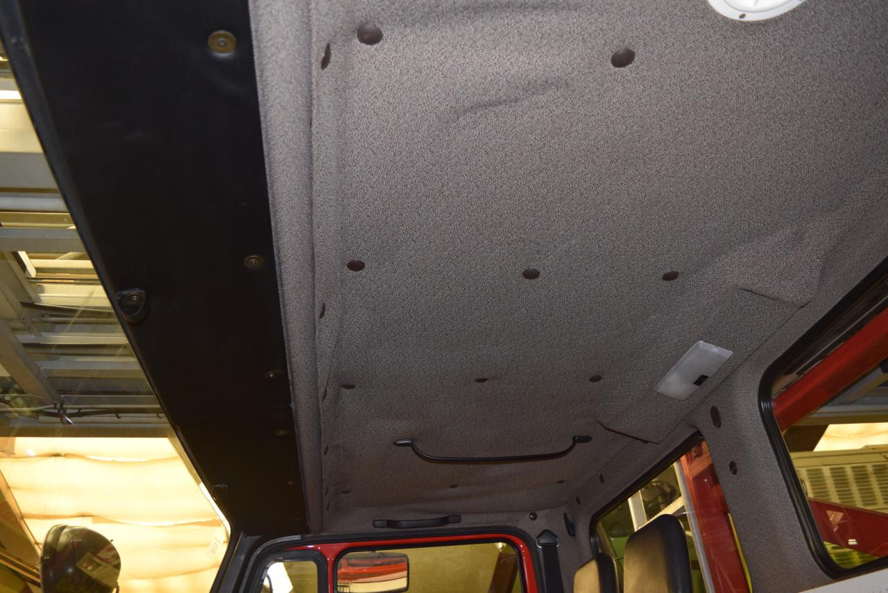 Hook lift truck Mercedes-Benz 1422 F 4x2 DLK 23 12 Drehleiter: picture 8