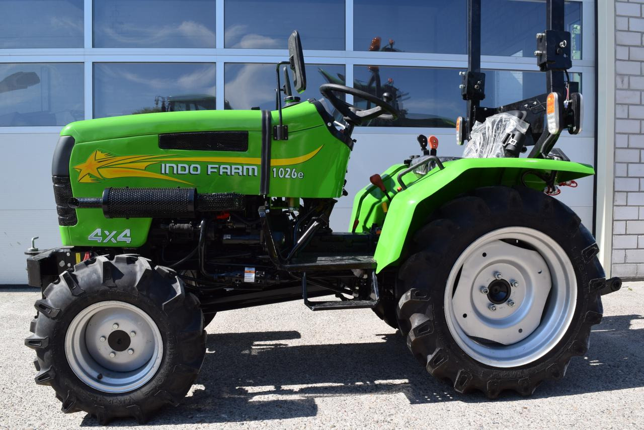 Schmalspur-/Kleintraktor INDO 1026 - Straddle tractor: picture 1 Schmalspur-/Kleintraktor INDO 1026 - Straddle tractor: picture 1