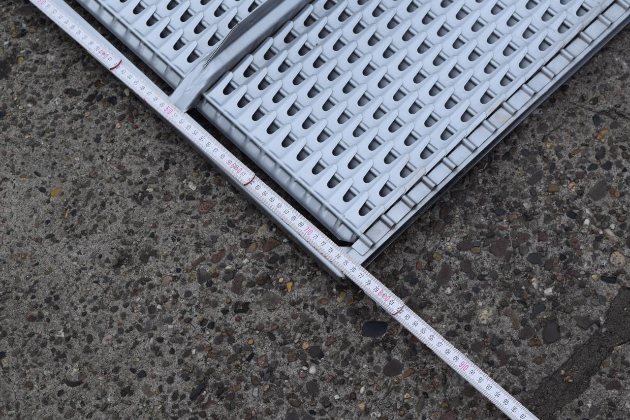 CLAAS Siebe für Claas - Spare parts for Agricultural machinery: picture 5 CLAAS Siebe für Claas - Spare parts for Agricultural machinery: picture 5