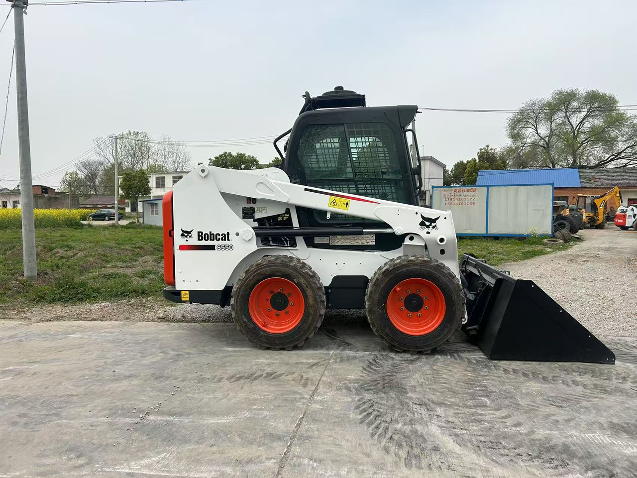 BOBCAT S550 - Skid steer loader: picture 3 BOBCAT S550 - Skid steer loader: picture 3