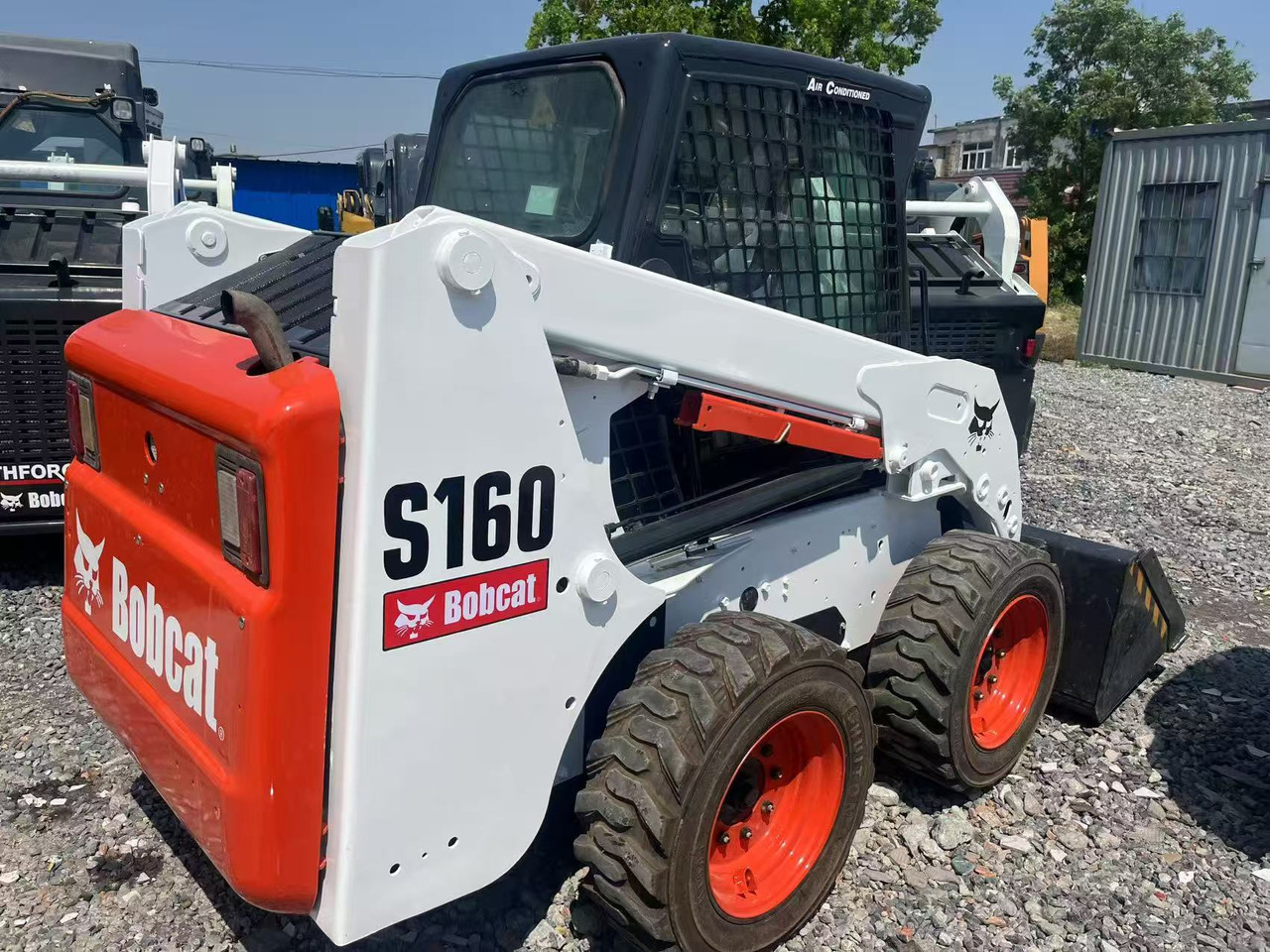 Bobcat S160 - Skid steer loader: picture 1 Bobcat S160 - Skid steer loader: picture 1