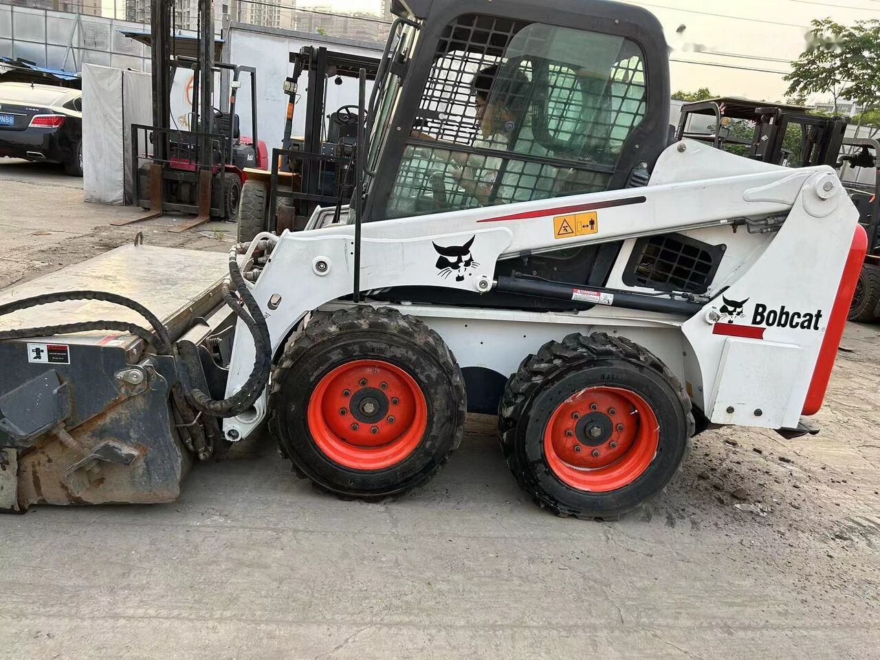 Bobcat S450 - Skid steer loader: picture 2 Bobcat S450 - Skid steer loader: picture 2