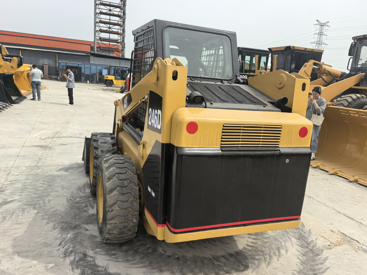 Skid steer loader CAT 246D: picture 6