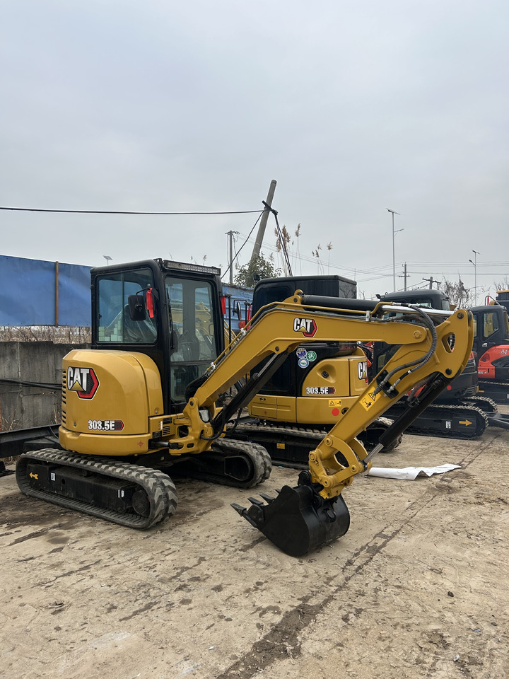 CATERPILLAR 303.5ECR - Mini excavator: picture 2 CATERPILLAR 303.5ECR - Mini excavator: picture 2