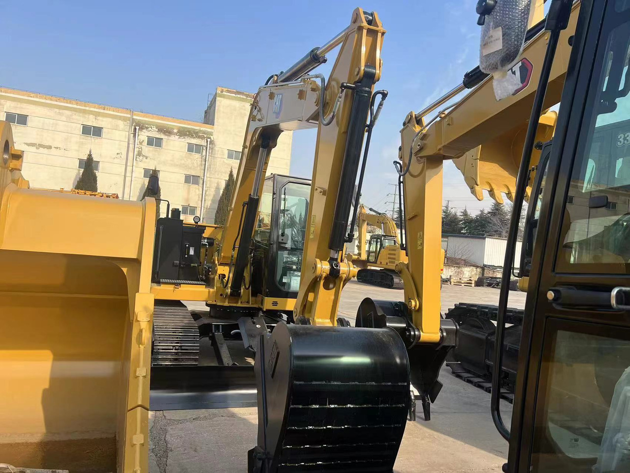 New Mini excavator CATERPILLAR CAT307: picture 11