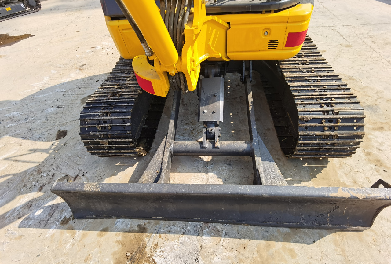 CATERPILLAR PC40MR leasing CATERPILLAR PC40MR: picture 8