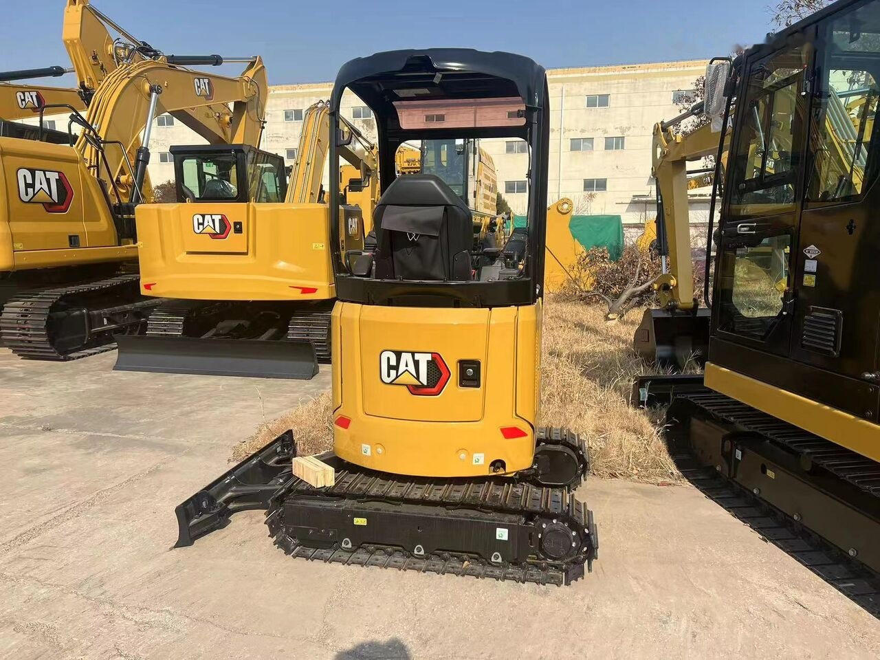 Caterpillar 301.7 New - Mini excavator: picture 3 Caterpillar 301.7 New - Mini excavator: picture 3