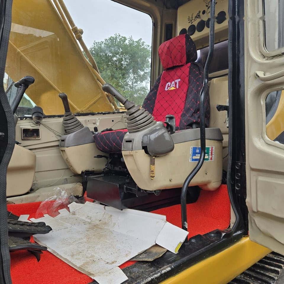 Caterpillar 320BL - Crawler excavator: picture 2 Caterpillar 320BL - Crawler excavator: picture 2