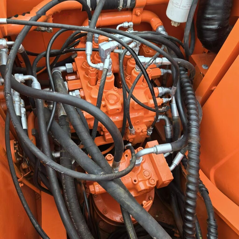 Wheel excavator Doosan DH150W: picture 11