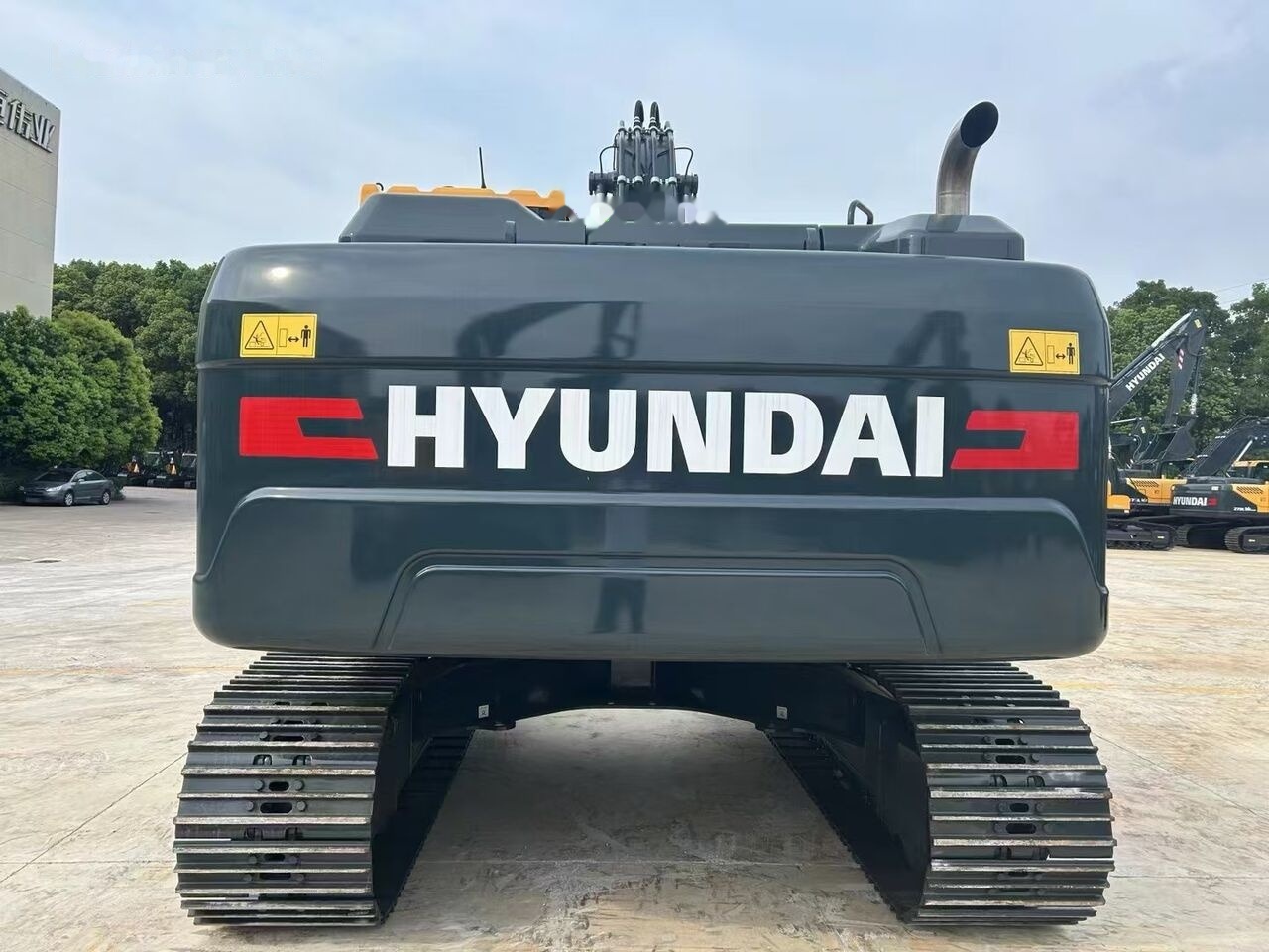 Hyundai HX220 New - Crawler excavator: picture 1 Hyundai HX220 New - Crawler excavator: picture 1