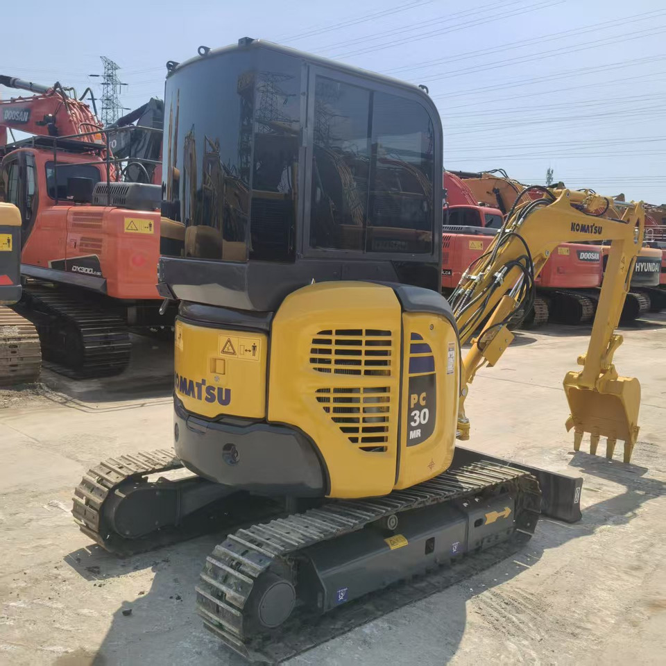 KOMATSU PC30 - Mini excavator: picture 5 KOMATSU PC30 - Mini excavator: picture 5