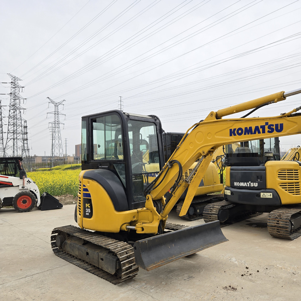 KOMATSU PC35MR - Mini excavator: picture 2 KOMATSU PC35MR - Mini excavator: picture 2