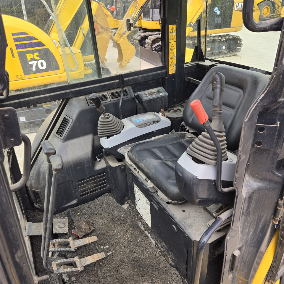 KOMATSU PC35MR - Mini excavator: picture 5 KOMATSU PC35MR - Mini excavator: picture 5