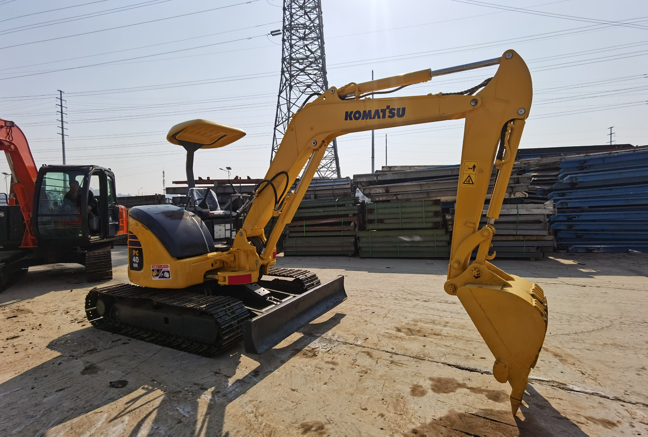 KOMATSU PC40MR - Mini excavator: picture 2 KOMATSU PC40MR - Mini excavator: picture 2
