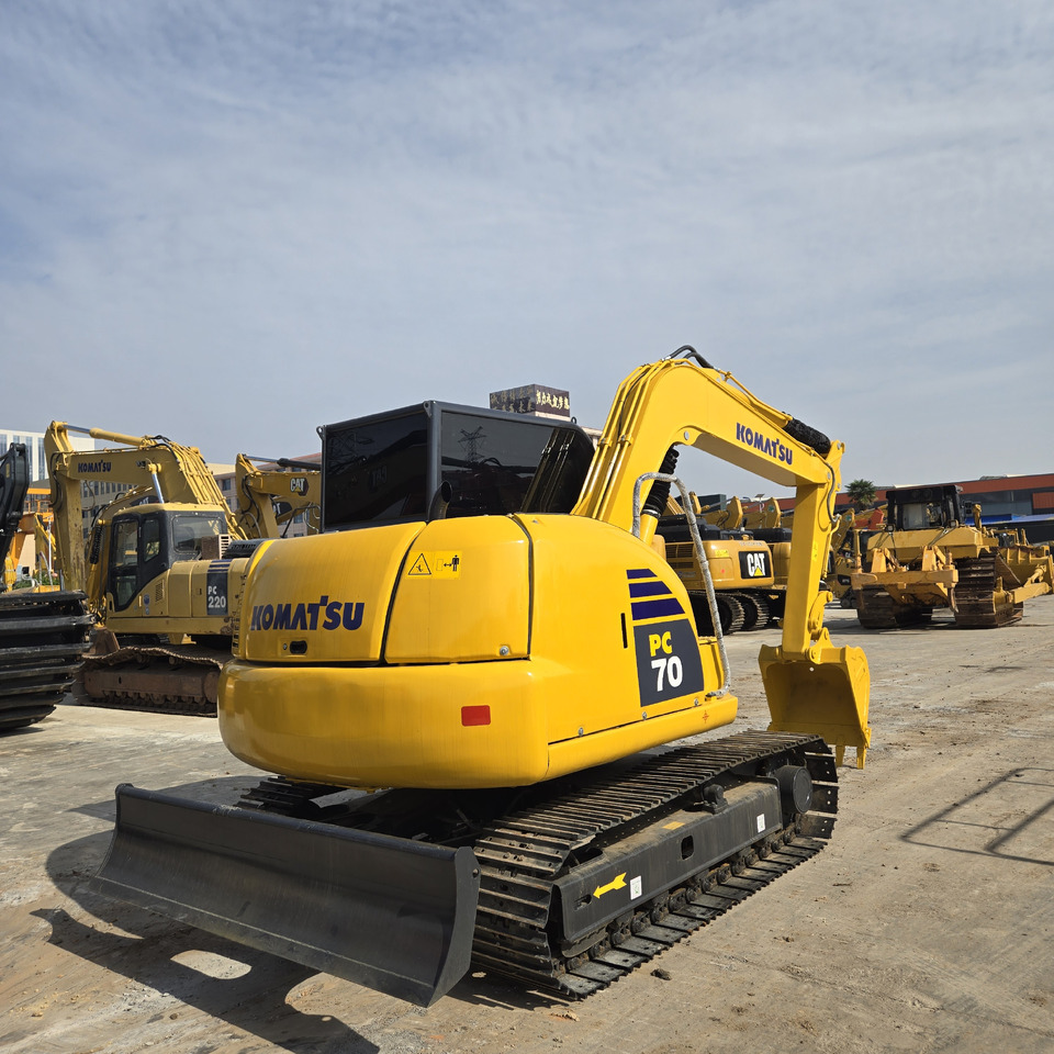KOMATSU PC70-8 leasing KOMATSU PC70-8: picture 8