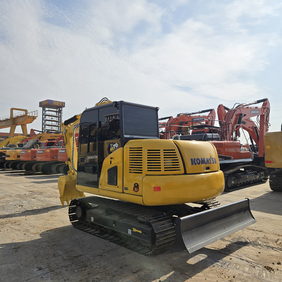 KOMATSU PC70-8 - Mini excavator: picture 5 KOMATSU PC70-8 - Mini excavator: picture 5
