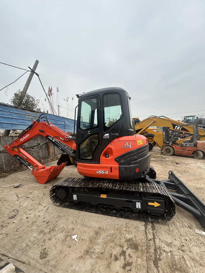 KUBOTA U55-4 - Mini excavator: picture 1 KUBOTA U55-4 - Mini excavator: picture 1