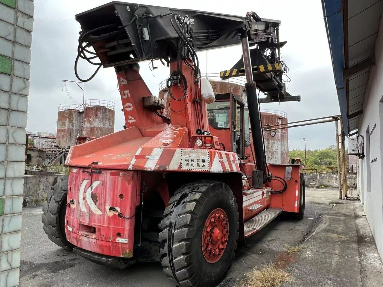 Kalmar DRF450-60S5 - Reach stacker: picture 5 Kalmar DRF450-60S5 - Reach stacker: picture 5