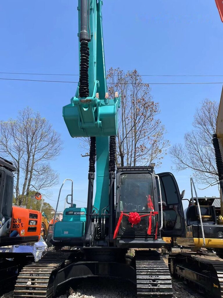Kobelco SK200 - Crawler excavator: picture 2 Kobelco SK200 - Crawler excavator: picture 2
