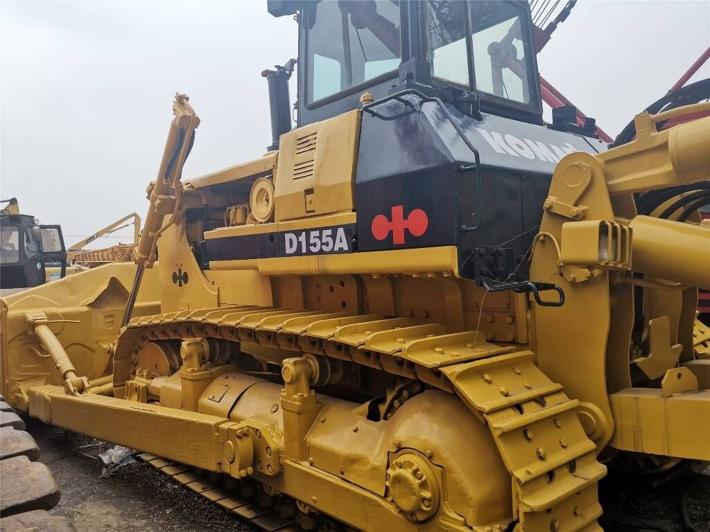 Komatsu D155A-2 - Bulldozer: picture 2 Komatsu D155A-2 - Bulldozer: picture 2