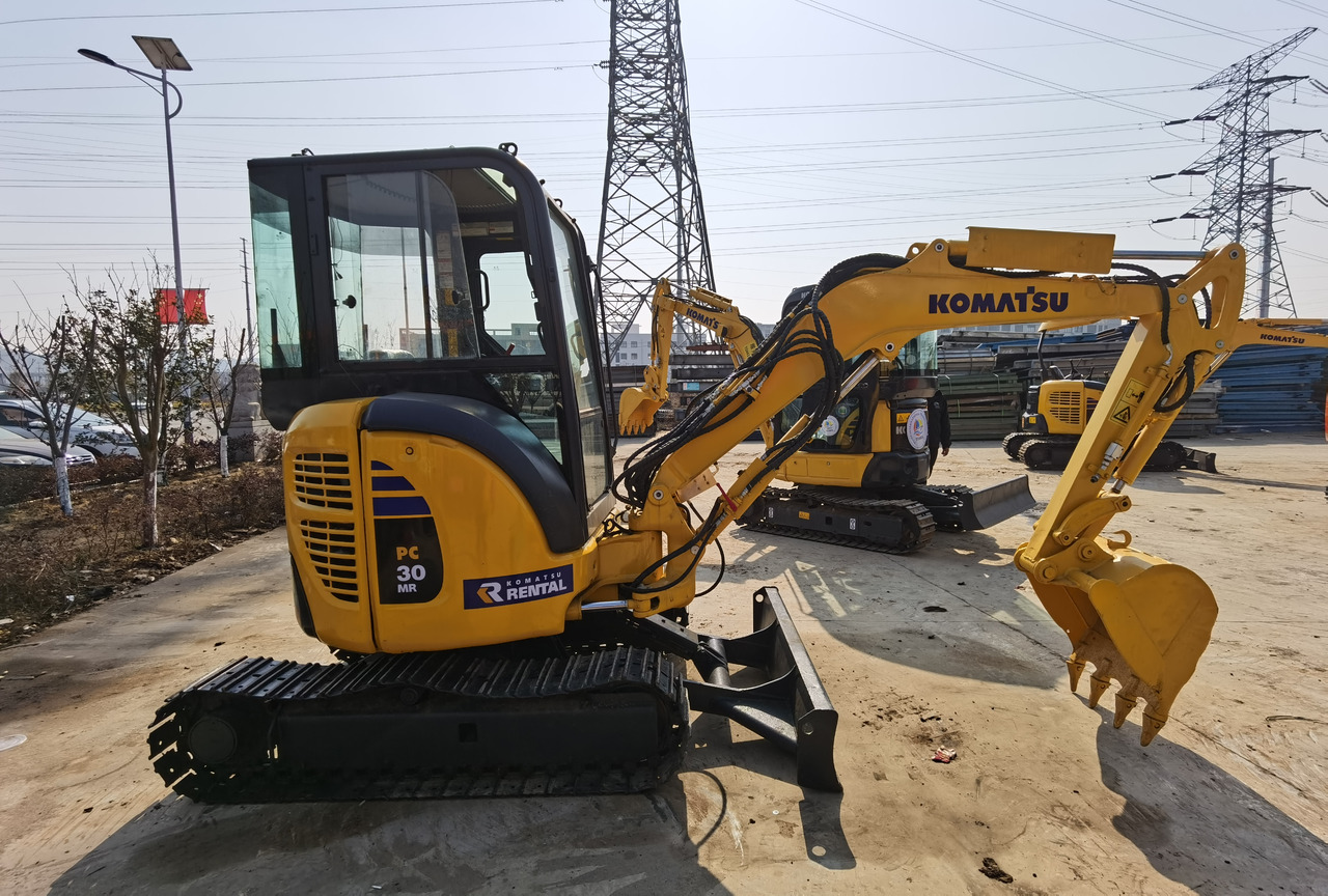 Komatsu PC30MR - Mini excavator: picture 4 Komatsu PC30MR - Mini excavator: picture 4