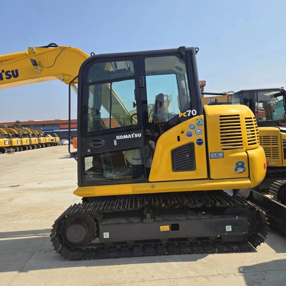 Komatsu PC70-8 - Crawler excavator: picture 5 Komatsu PC70-8 - Crawler excavator: picture 5