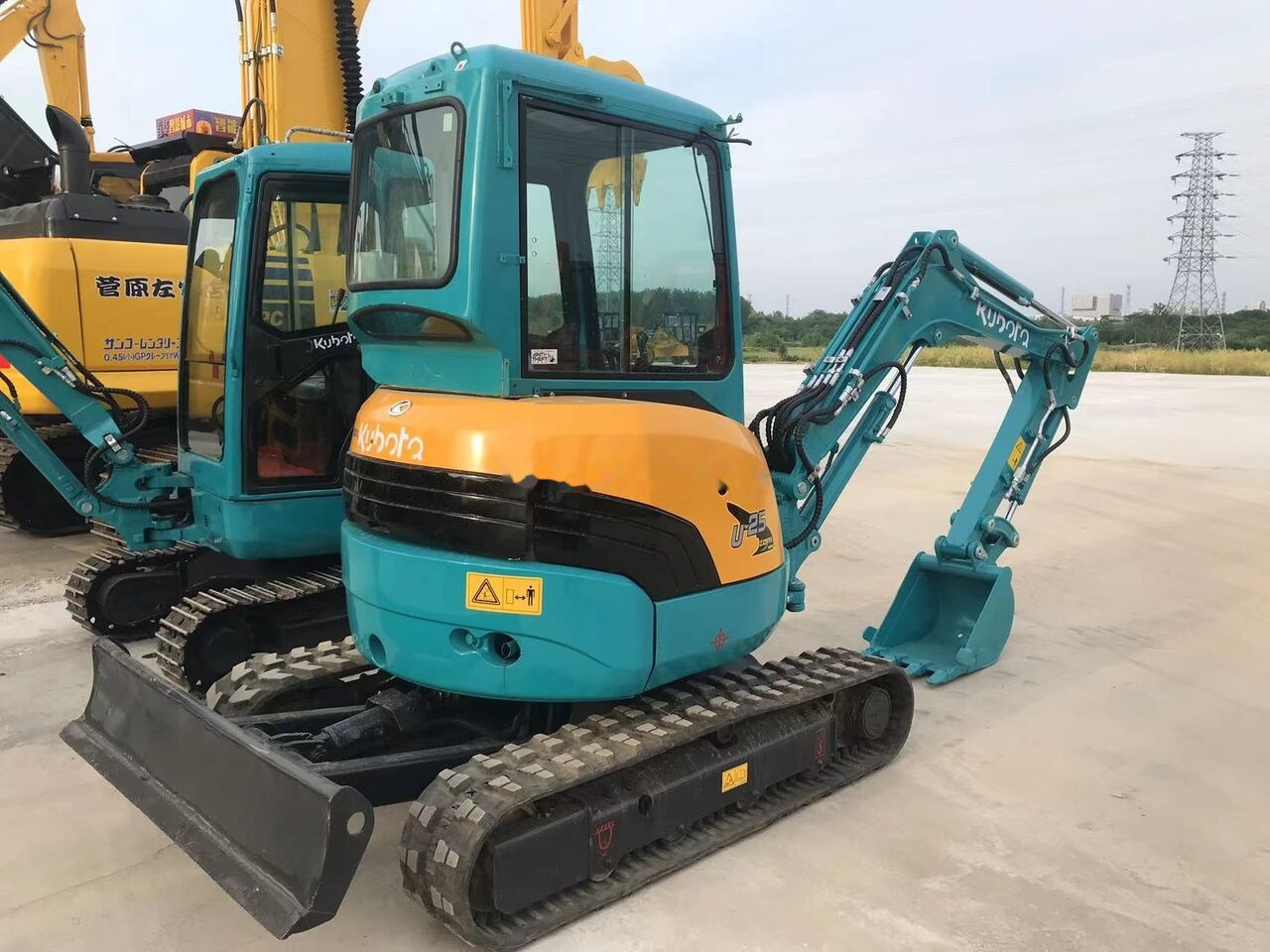 Kubota U25 - Mini excavator: picture 1 Kubota U25 - Mini excavator: picture 1