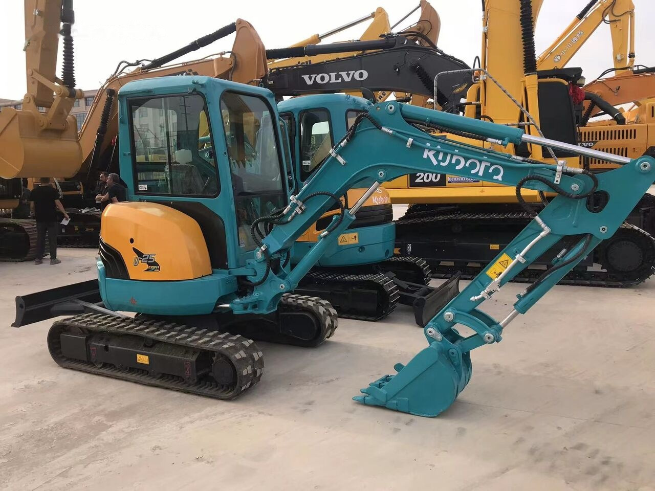 Kubota U25 - Mini excavator: picture 2 Kubota U25 - Mini excavator: picture 2