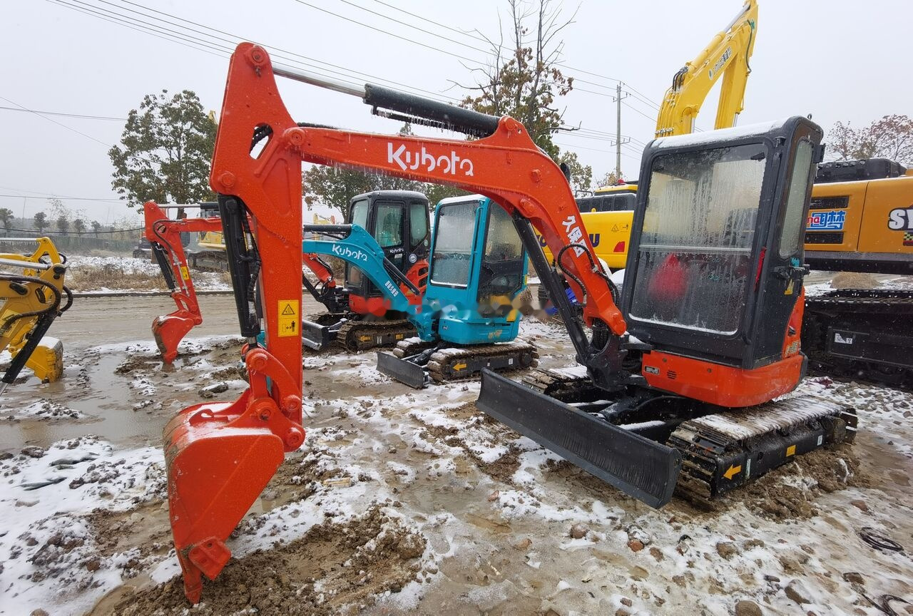 Kubota U35 - Mini excavator: picture 1 Kubota U35 - Mini excavator: picture 1