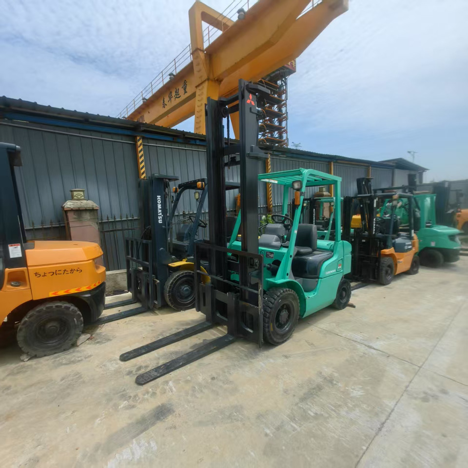 Mitsubishi FD30 - Diesel forklift: picture 2 Mitsubishi FD30 - Diesel forklift: picture 2