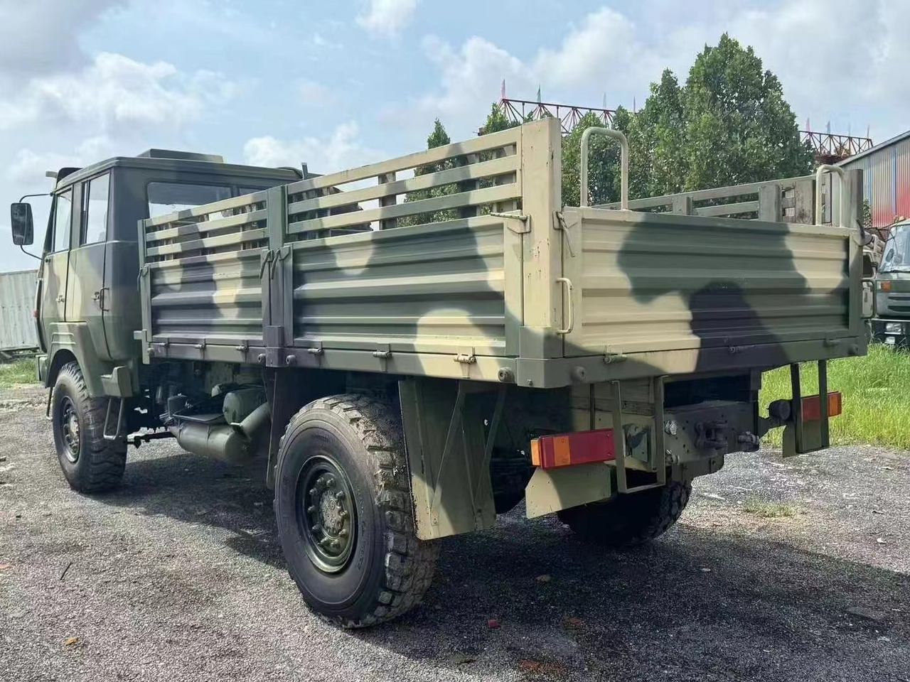 SHACMAN - Box truck: picture 3 SHACMAN - Box truck: picture 3