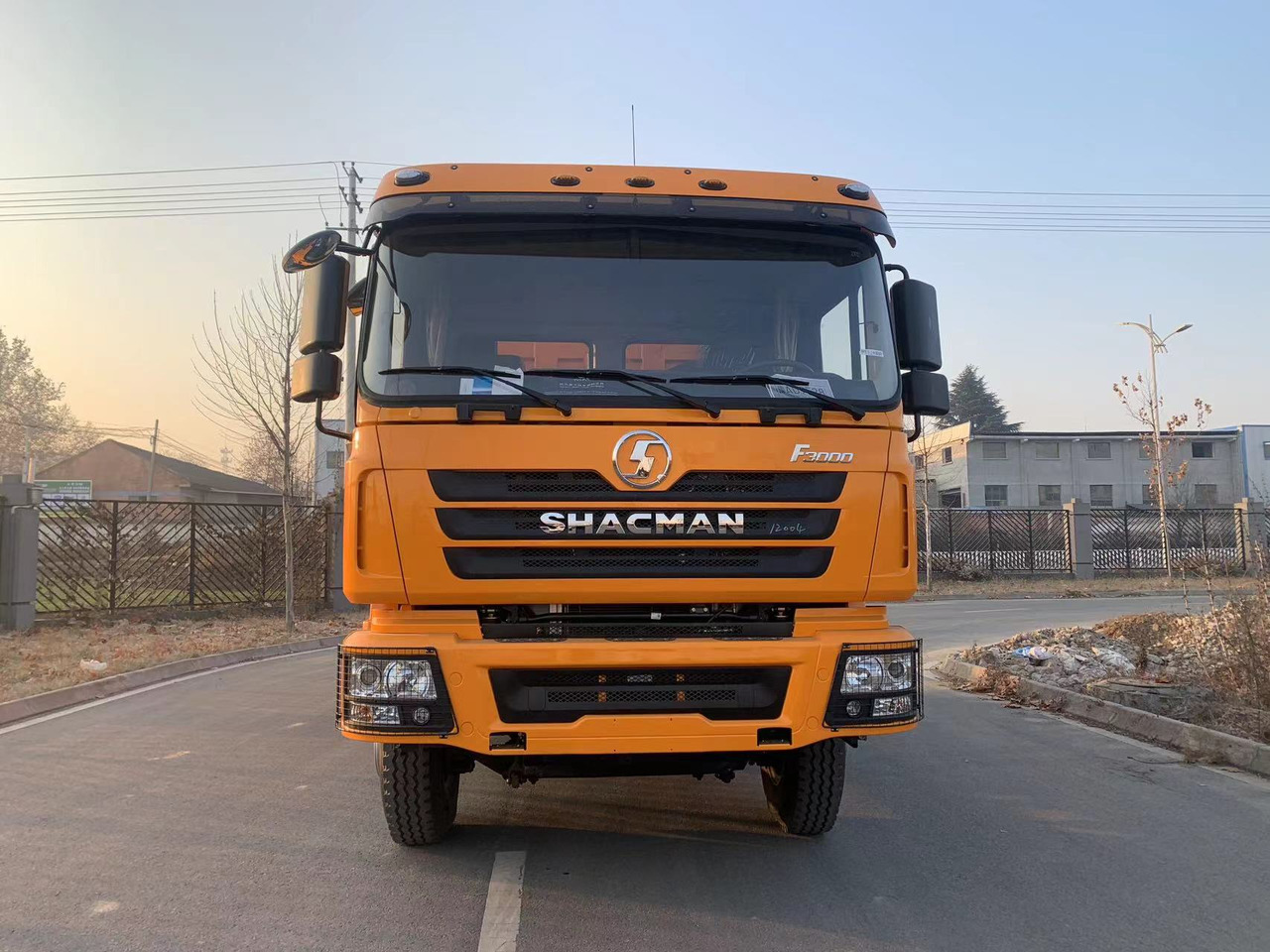 SHACMAN F3000 6x4 - Tipper: picture 2 SHACMAN F3000 6x4 - Tipper: picture 2