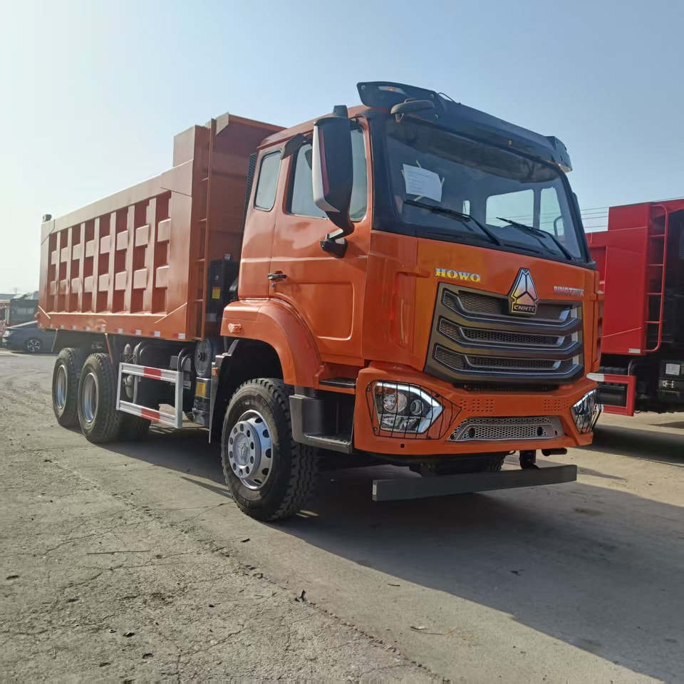 SINOTRUK HOHAN 6x4 - Tipper: picture 1 SINOTRUK HOHAN 6x4 - Tipper: picture 1