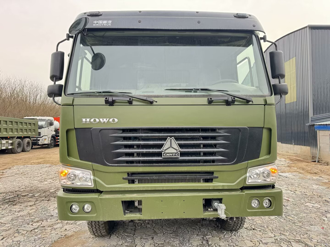 SINOTRUK HOWO 6x4 - Tipper: picture 3 SINOTRUK HOWO 6x4 - Tipper: picture 3