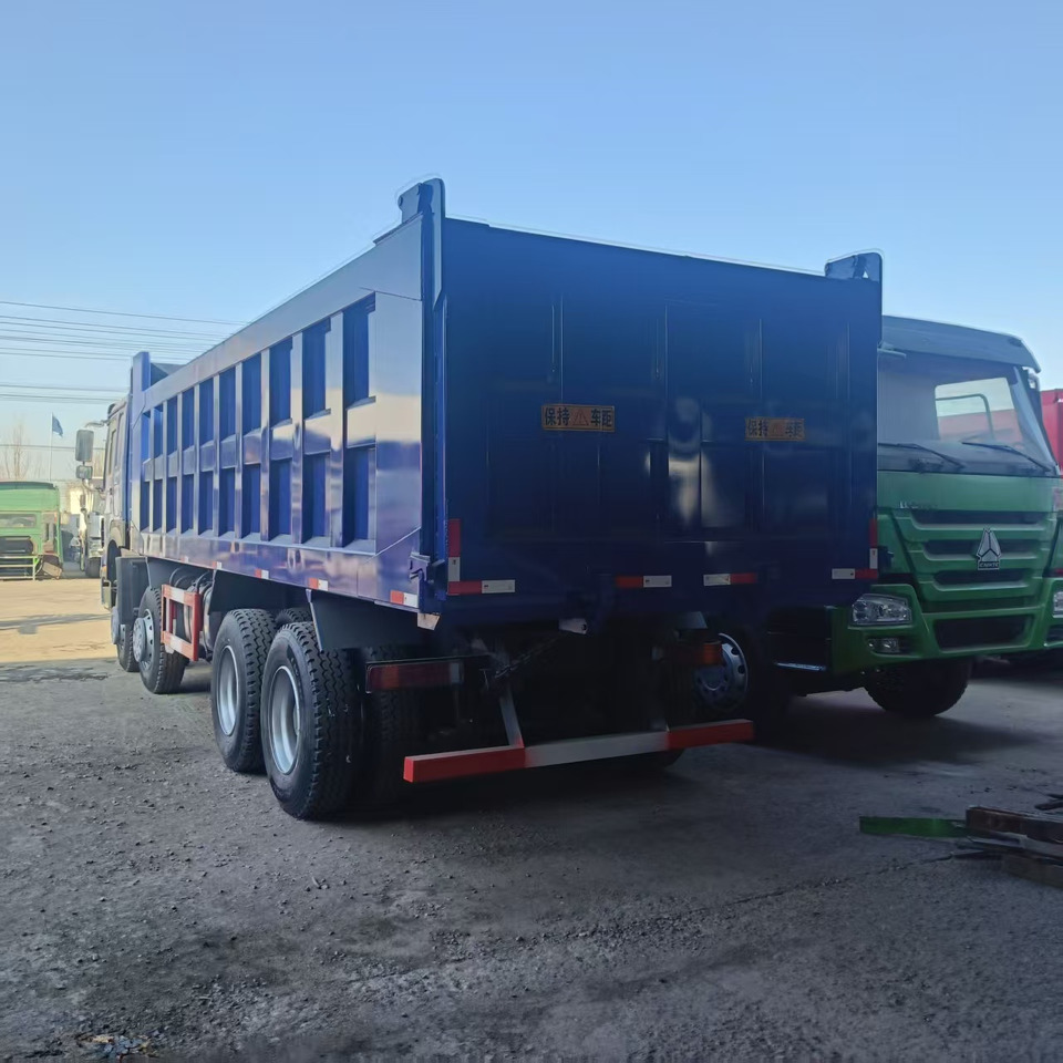 SINOTRUK HOWO 8x4 - Tipper: picture 4 SINOTRUK HOWO 8x4 - Tipper: picture 4