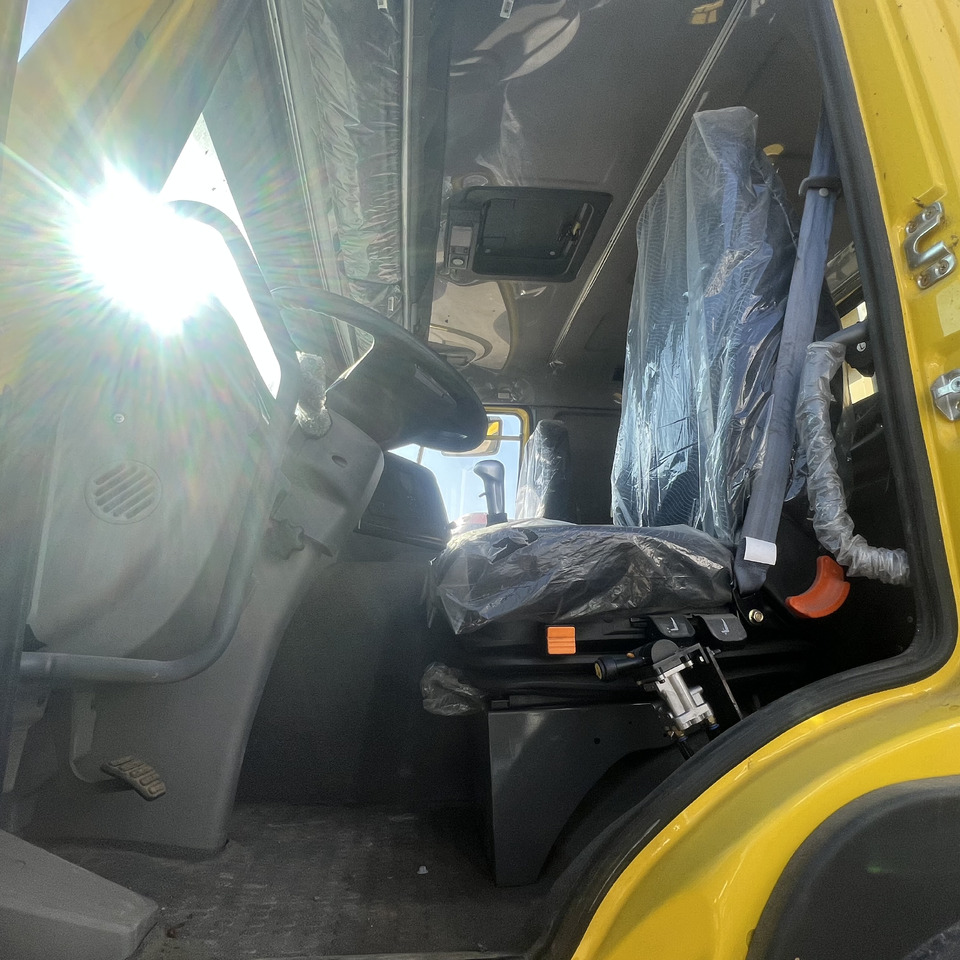 SINOTRUK HOWO - Tipper: picture 2 SINOTRUK HOWO - Tipper: picture 2