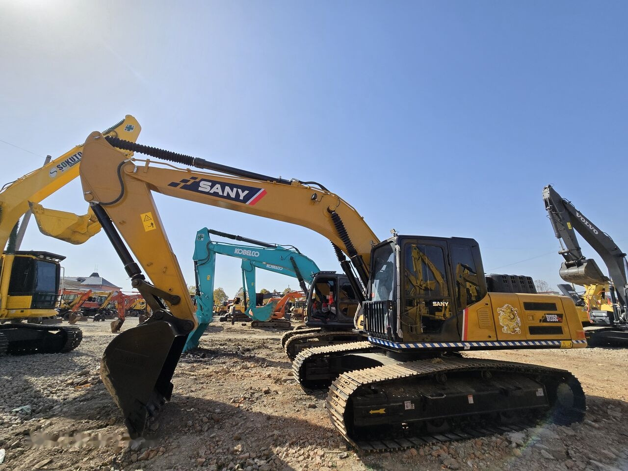 Sany SY235 - Crawler excavator: picture 2 Sany SY235 - Crawler excavator: picture 2