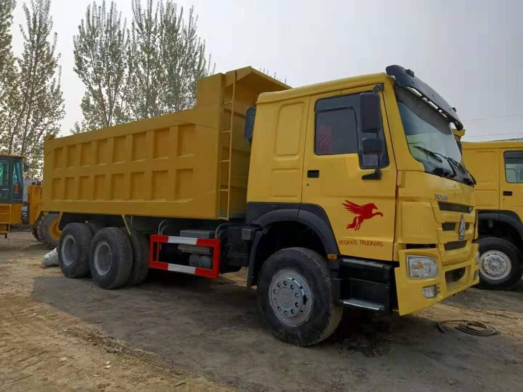 Sinotruk Howo - Tipper: picture 3 Sinotruk Howo - Tipper: picture 3