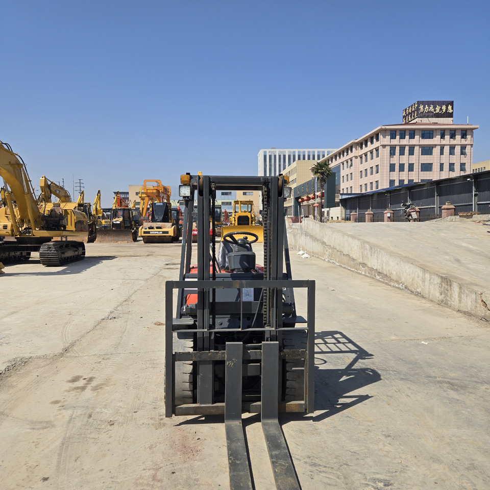 Toyota FD30 - Diesel forklift: picture 2 Toyota FD30 - Diesel forklift: picture 2
