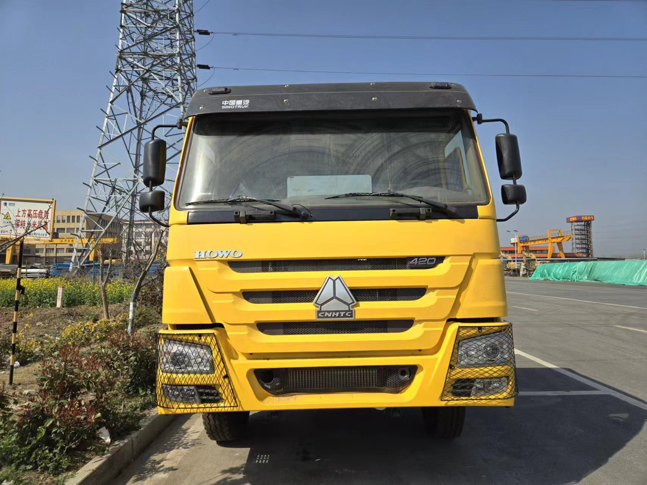 Tractor unit SINOTRUK HOWO: picture 6