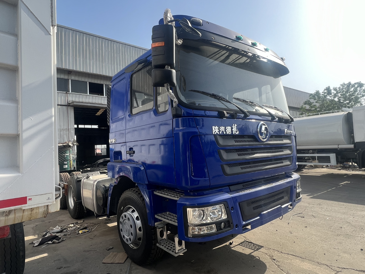 Shacman F3000 - Tractor unit: picture 3 Shacman F3000 - Tractor unit: picture 3
