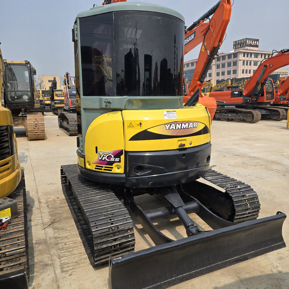 Yanmar Vio55 - Mini excavator: picture 5 Yanmar Vio55 - Mini excavator: picture 5
