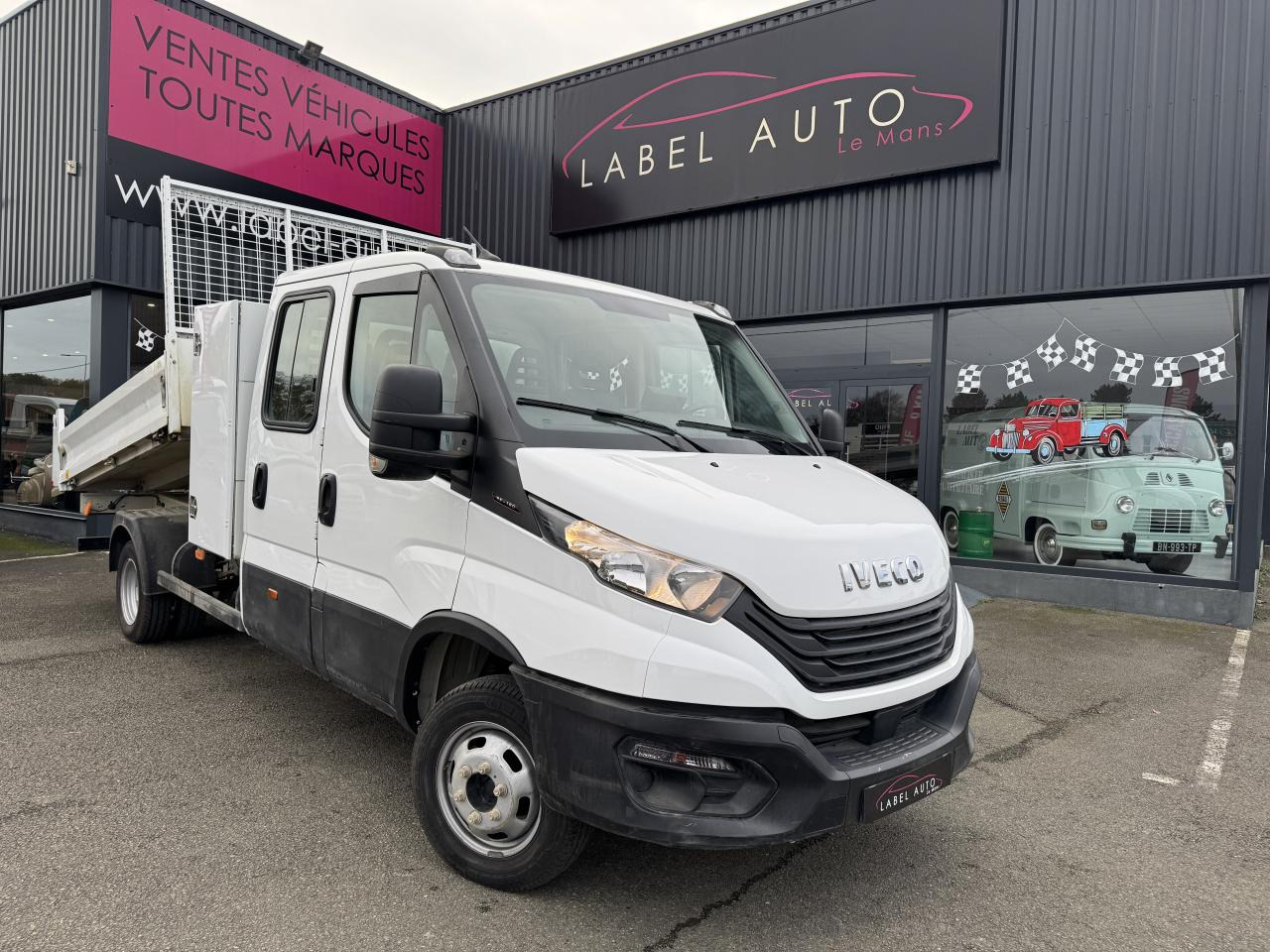IVECO DAILY BENNE DOUBLE CABINE COFFRE 35C16 6 PLACES - Tipper van, Combi van: picture 2 IVECO DAILY BENNE DOUBLE CABINE COFFRE 35C16 6 PLACES - Tipper van, Combi van: picture 2