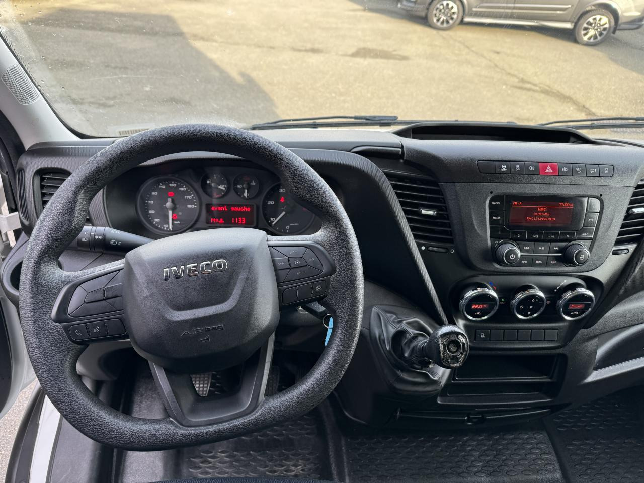 IVECO Daily 35C16 CAISSE HAYON 20M3 RJ 3.0L 160CH - Closed box van: picture 4 IVECO Daily 35C16 CAISSE HAYON 20M3 RJ 3.0L 160CH - Closed box van: picture 4