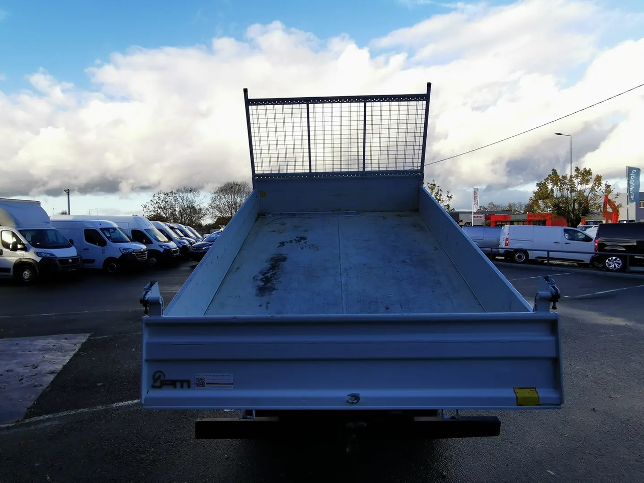 Iveco Daily 35C14 EMPATTEMENT 3750 - Tipper van: picture 3 Iveco Daily 35C14 EMPATTEMENT 3750 - Tipper van: picture 3