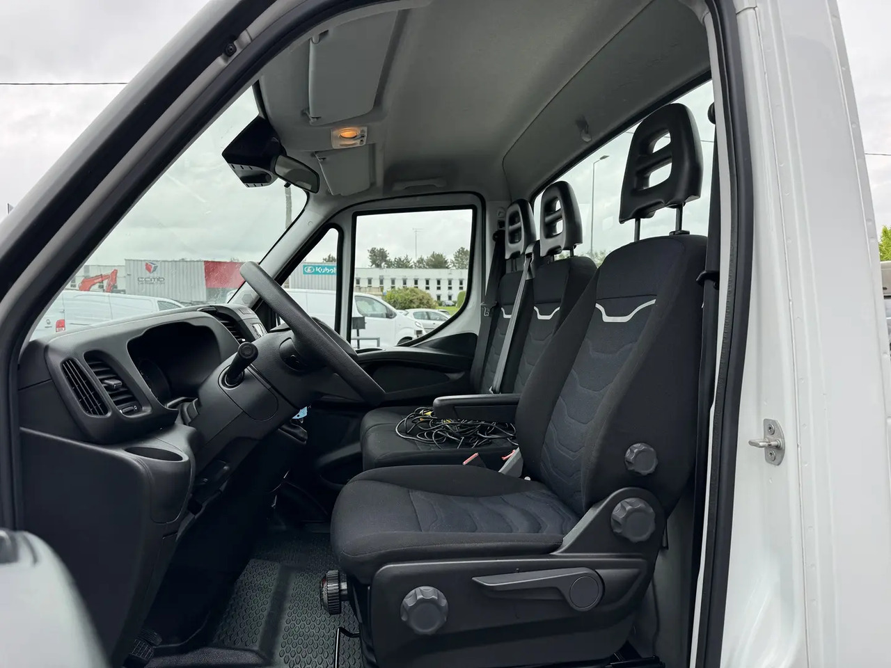 Iveco Daily 35C16H3.0 EMPATTEMENT 4100 - Tow truck: picture 5 Iveco Daily 35C16H3.0 EMPATTEMENT 4100 - Tow truck: picture 5
