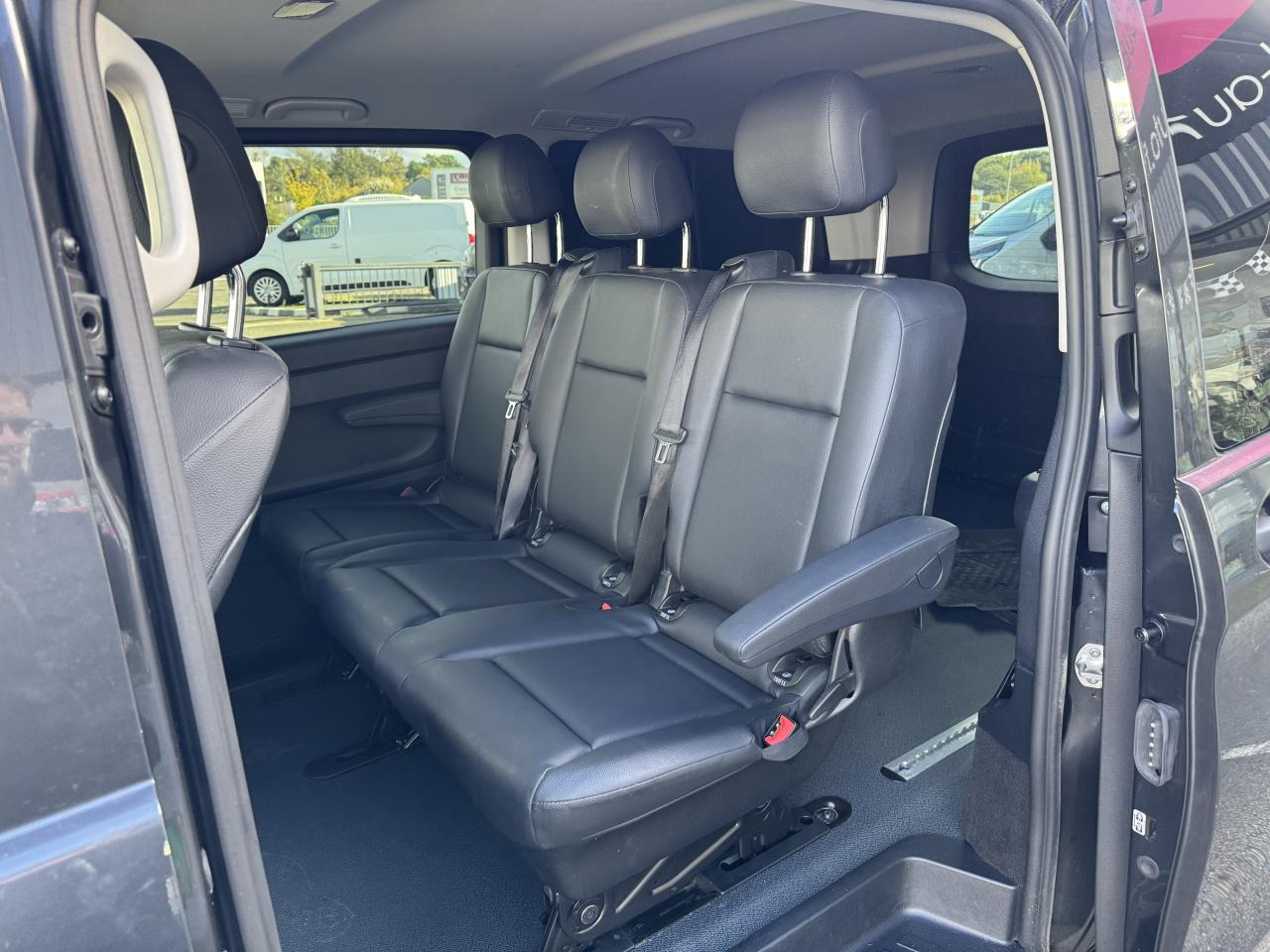 MERCEDES Vito TOURER Extra Long 3.05t 119 CDI BlueEfficiency - BVA 9G-Tronic Propulsion MIXTO - BM 447 first - Panel van: picture 4 MERCEDES Vito TOURER Extra Long 3.05t 119 CDI BlueEfficiency - BVA 9G-Tronic Propulsion MIXTO - BM 447 first - Panel van: picture 4