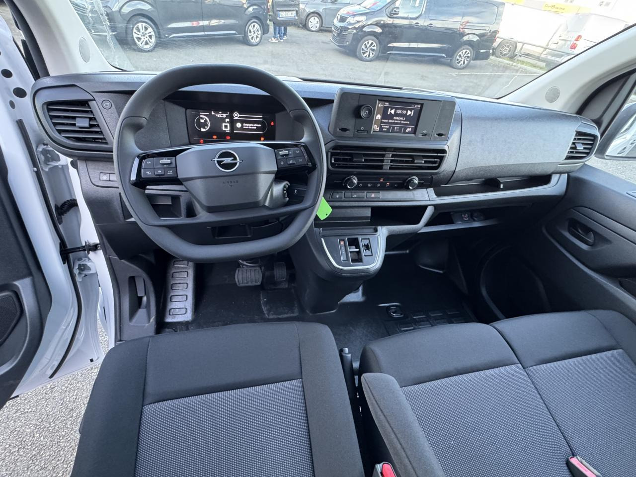 OPEL Vivaro XL 2.0 BlueHDi 145CH BV EAT8 - Panel van: picture 3 OPEL Vivaro XL 2.0 BlueHDi 145CH BV EAT8 - Panel van: picture 3