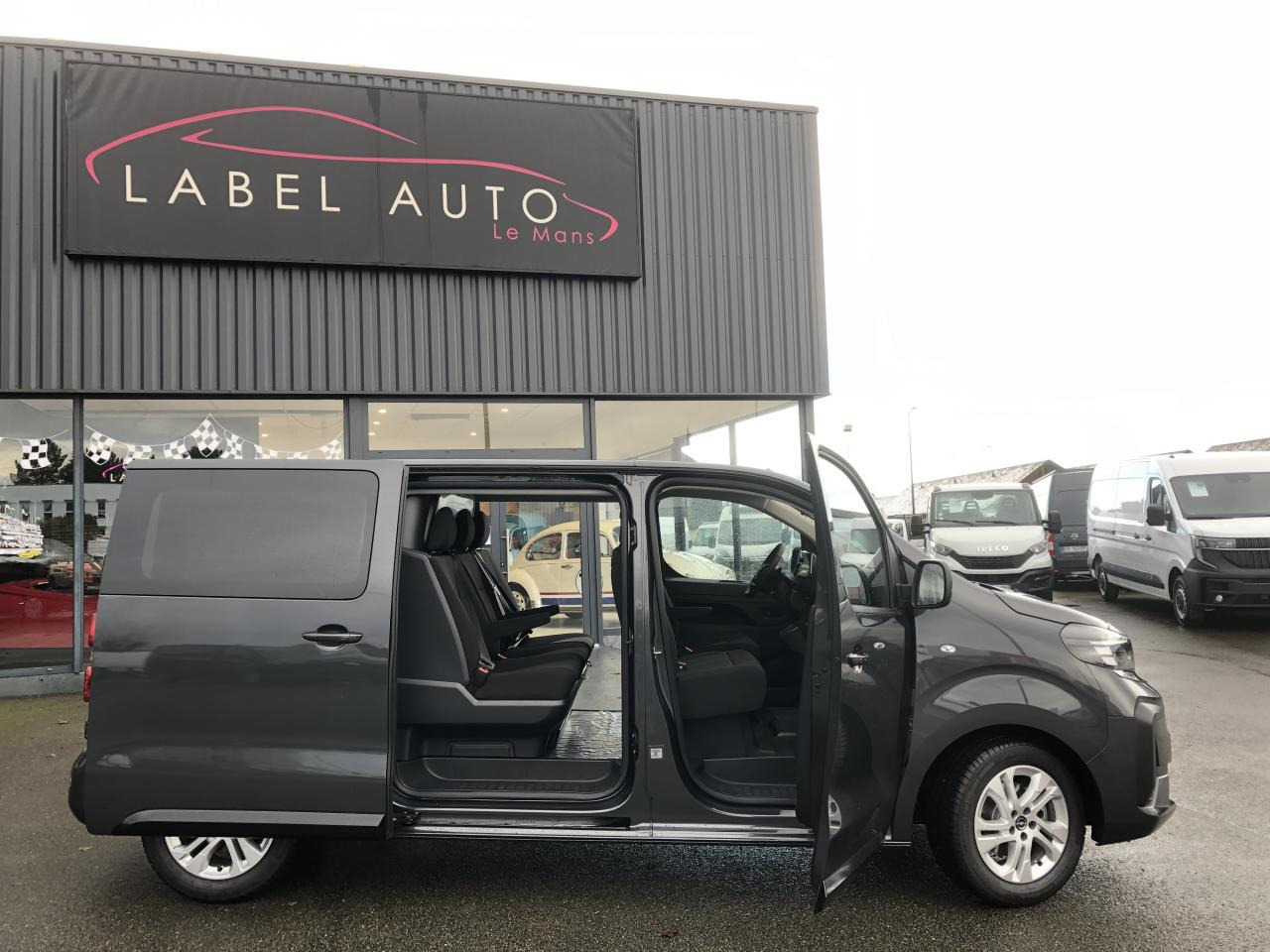 OPEL Vivaro XL 2.2 Diesel - 180CH EAT8 CABINE APPROFONDIE 5 PLACES - Panel van: picture 3 OPEL Vivaro XL 2.2 Diesel - 180CH EAT8 CABINE APPROFONDIE 5 PLACES - Panel van: picture 3